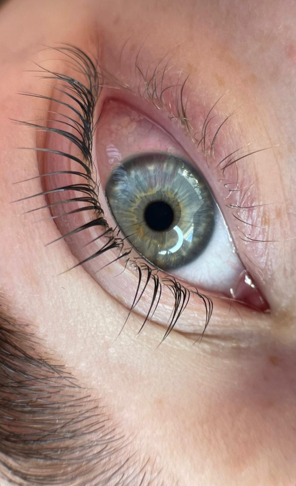Lashlifting